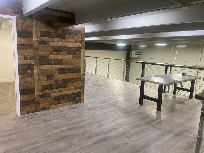 More Photos Of 2111 S College Ave, Fort Collins Office For Lease