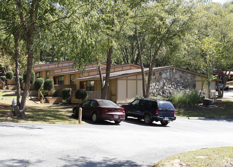 More Photos Of 6295 Oakley Rd, Union City Apartments For Sale