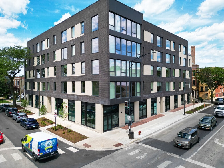 More Photos Of 3605 N Ravenswood Ave, Chicago Apartments For Lease
