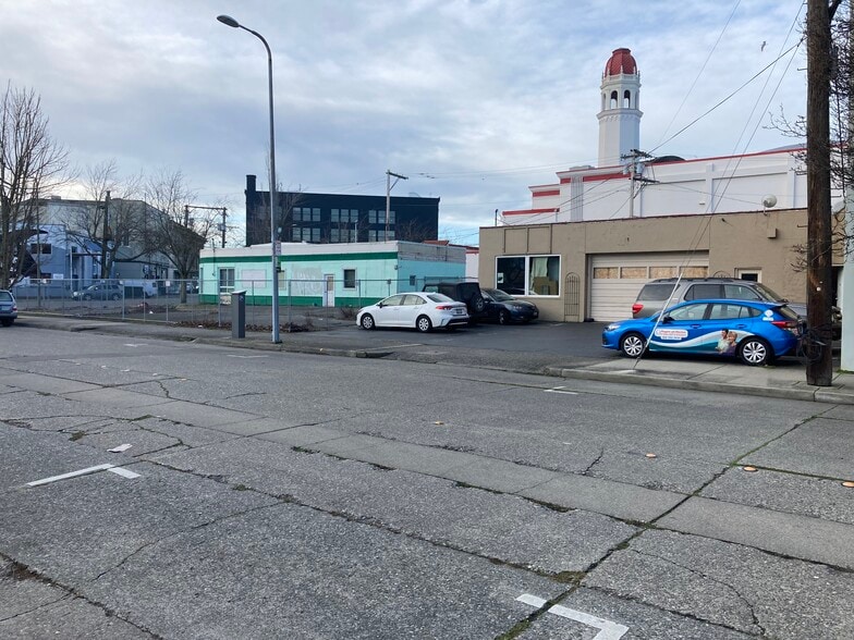 More Photos Of 102 W Champion St, Bellingham Land For Sale