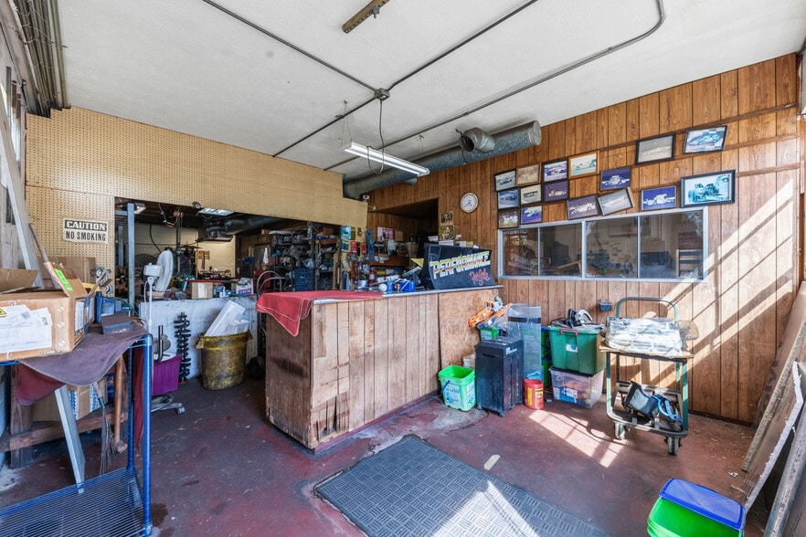 More Photos Of 7262 Lem Turner Rd, Jacksonville Auto Repair For Sale