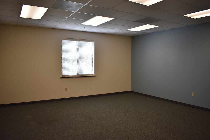 More Photos Of 8084 Rivers Ave, North Charleston Medical For Lease
