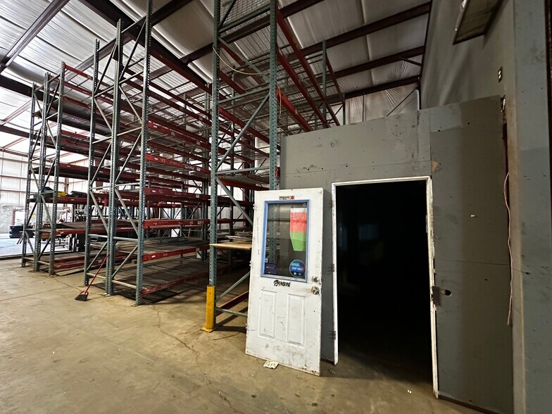More Photos Of 747 Atlas Rd, Vader Warehouse For Sale
