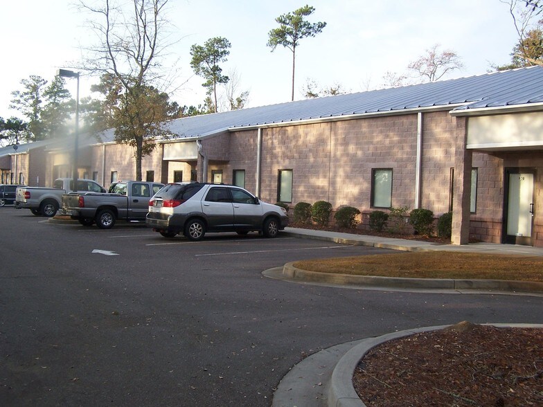 More Photos Of 612 Johnnie Dodds Blvd, Mount Pleasant Showroom For Lease