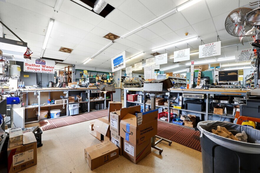 More Photos Of 110 N State Road 19, Palatka Auto Repair For Sale