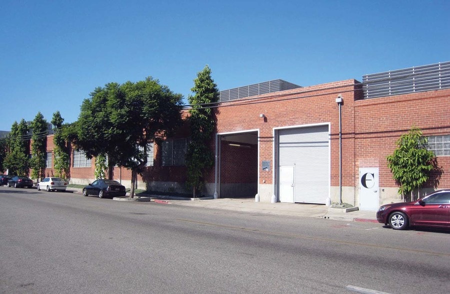 More Photos Of 3501-3505 Hayden Ave, Culver City Office For Lease