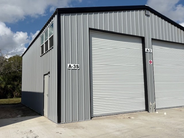 More Photos Of 790 U.S. Rte 1, Oak Hill Light Distribution For Lease