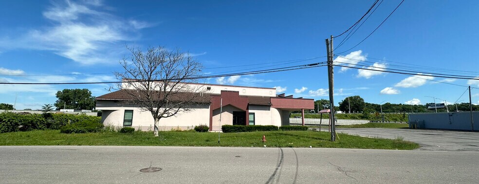 More Photos Of 961 Canal St, Syracuse Medical For Sale