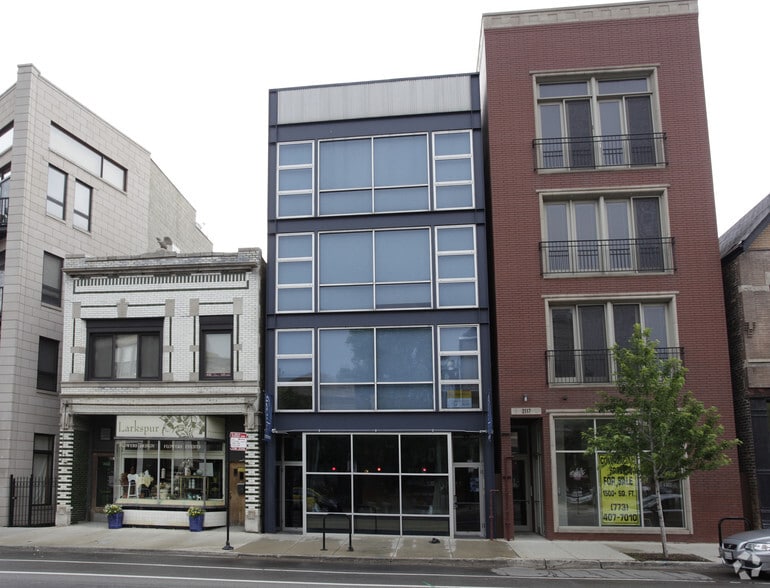 More Photos Of 2119 N Damen Ave, Chicago Storefront Retail Residential For Sale