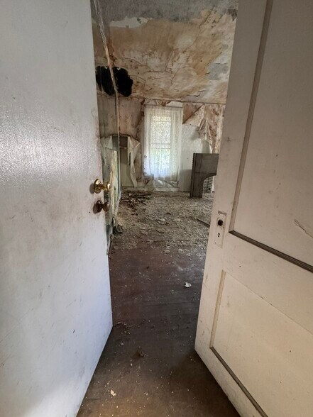 More Photos Of 238 N 53rd St, Philadelphia Funeral Home For Sale