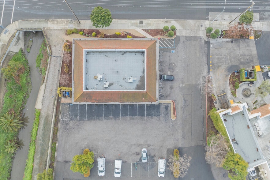 More Photos Of 101-105 Serra Way, Milpitas Freestanding For Lease