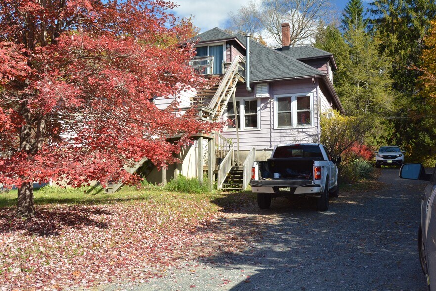 More Photos Of 58 Main St, Glen Gardner General Retail For Sale