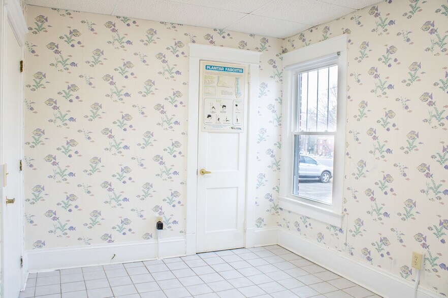 More Photos Of 611 Carthage St, Sanford Medical For Lease