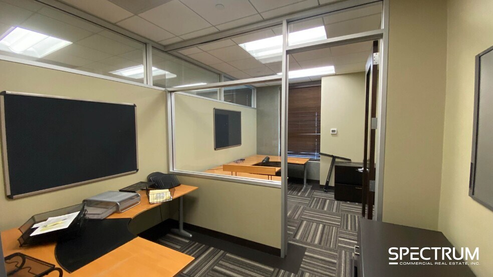 More Photos Of 19835-19839 Nordhoff St, Northridge Office For Lease