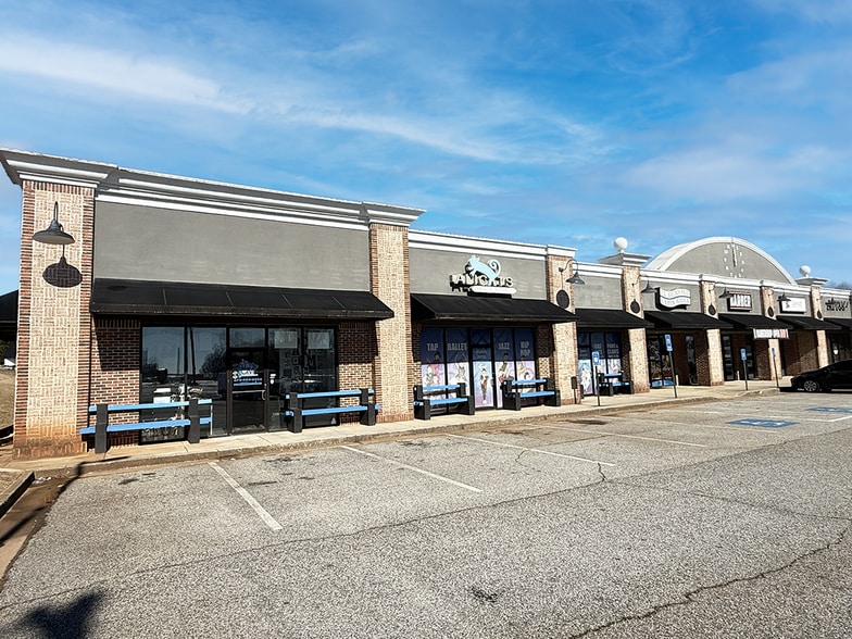 More Photos Of 3616 Atlanta Hwy, Flowery Branch Unknown For Lease