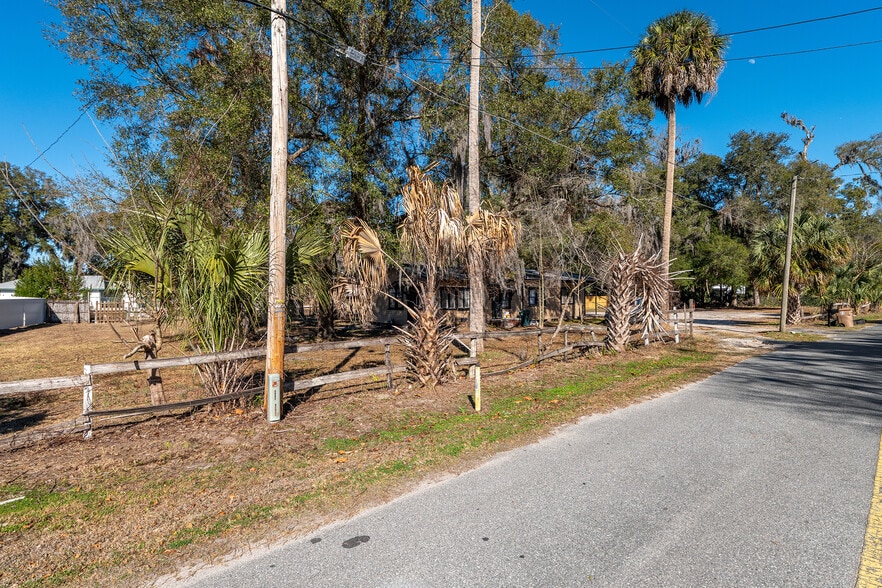 More Photos Of 1007 25th St, Ocala General Retail For Sale