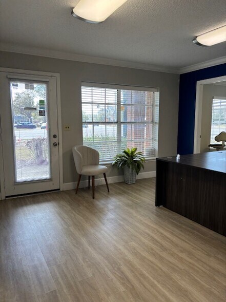 More Photos Of 3092 W Lake Mary Blvd, Lake Mary Office For Lease