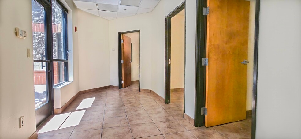 More Photos Of 7678 E Greenway Rd, Scottsdale Light Distribution For Lease
