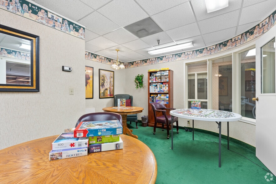 More Photos Of 301 Hartnell Ave, Redding Apartments For Sale