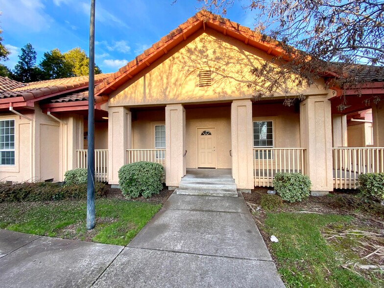 More Photos Of 1550 Professional Dr, Petaluma Medical For Lease