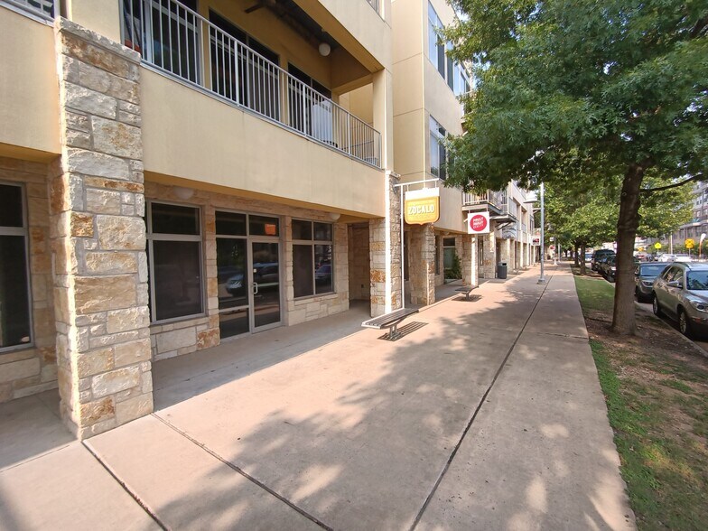 More Photos Of 2401 E 6th St, Austin Loft Creative Space For Lease