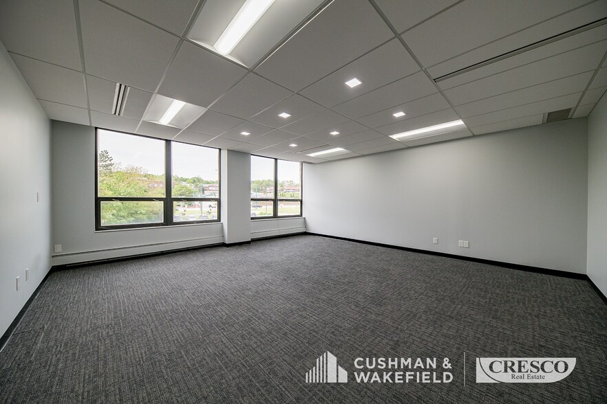 More Photos Of 6155 Rockside Rd, Independence Unknown For Sale