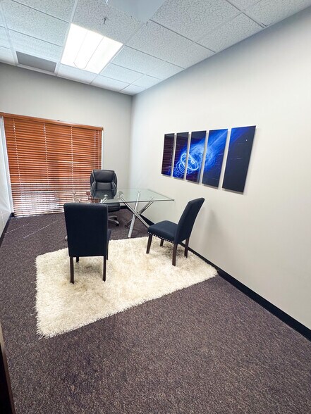 More Photos Of 2295 S Hiawassee Rd, Orlando Office For Lease