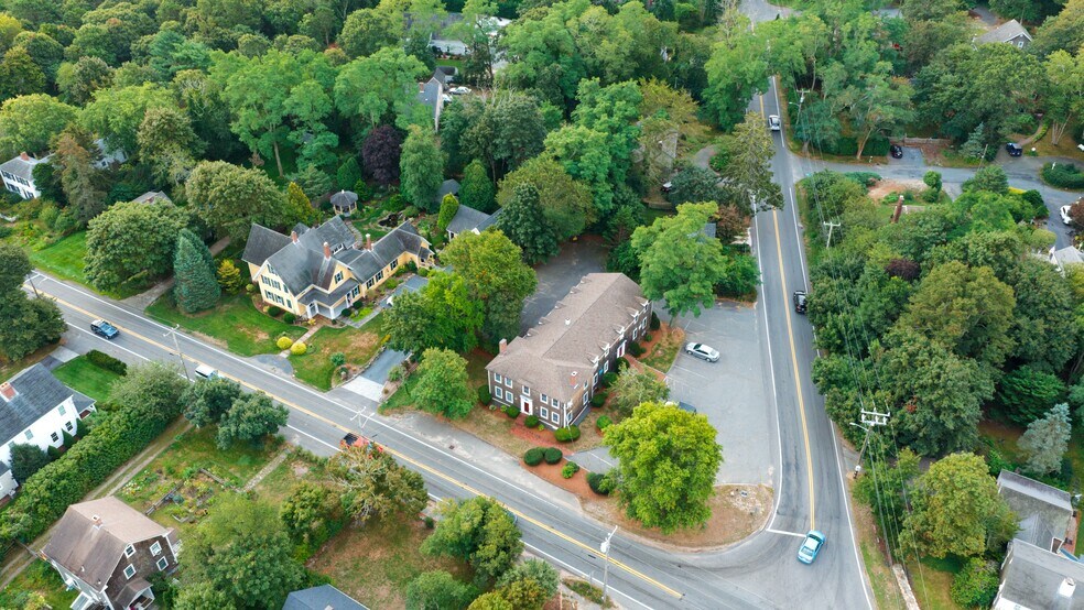 More Photos Of 477 Route 6A, Yarmouth Loft Creative Space For Sale