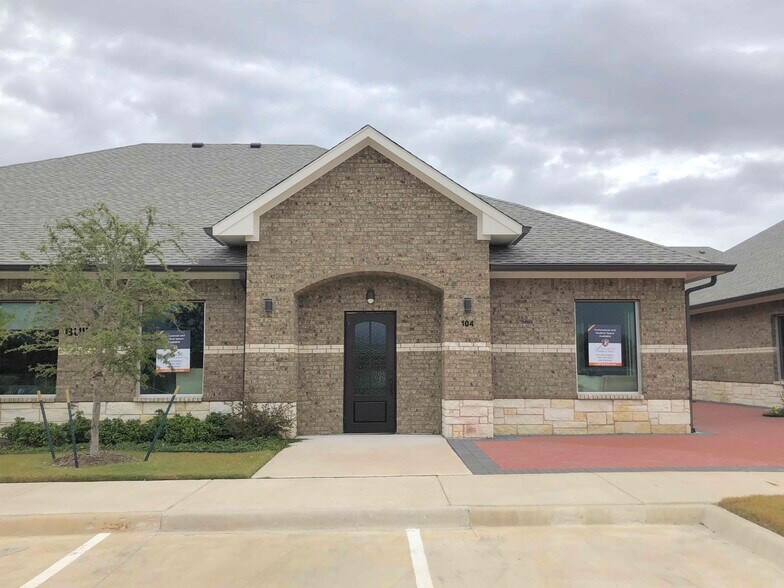 More Photos Of 4433 Punjab Way, Frisco Medical For Lease