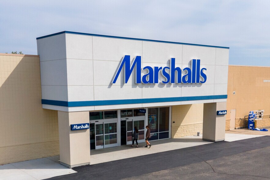 Primary Photo Of 1200 E Susan Dr, Marshall Freestanding For Lease