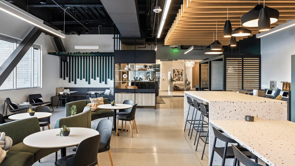 More Photos Of 1290 W Myrtle St, Boise Office For Sale