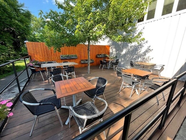 More Photos Of 425 Industrial Ave, Morgantown Office For Sale