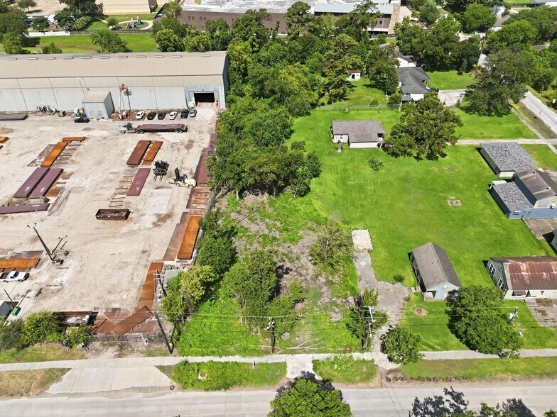 More Photos Of 1420 Miles St, Houston Land For Lease