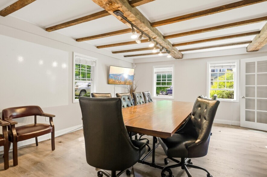 More Photos Of 75 Essex St, Andover Office For Sale