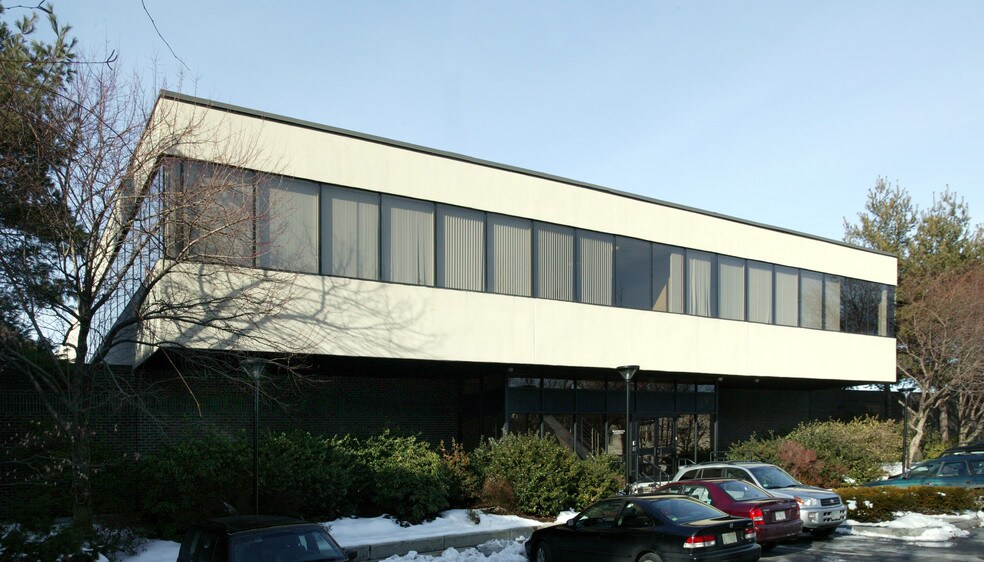 More Photos Of 320 Charles St, Cambridge Office For Lease