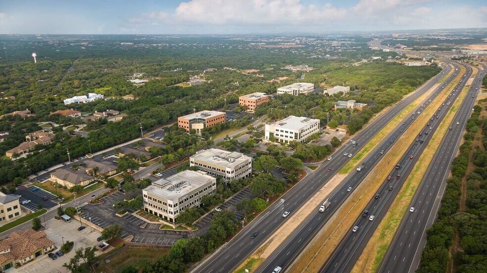 More Photos Of 3519 Paesanos Pky, Shavano Park Office For Lease