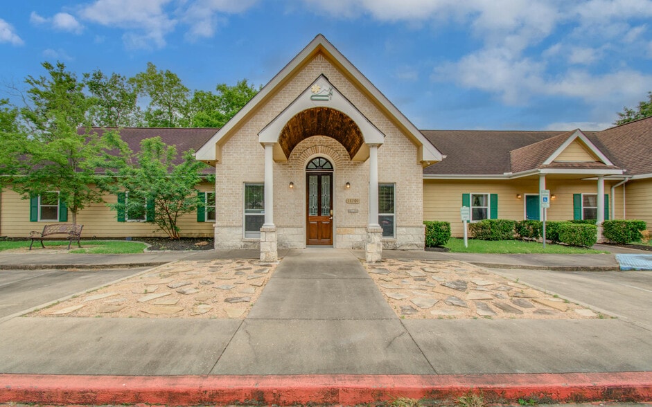 Primary Photo Of 11201 Steeplepark Dr, Houston Office Residential For Sale