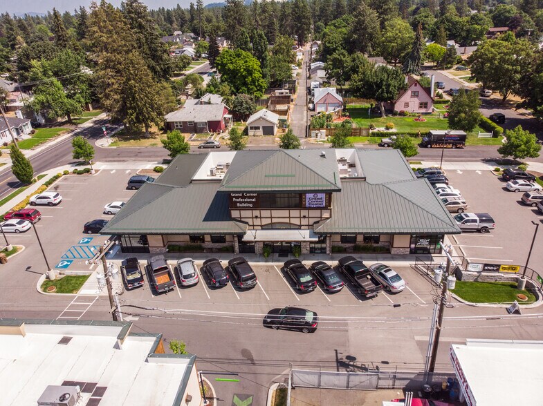 More Photos Of 3707 S Grand Blvd, Spokane Freestanding For Lease