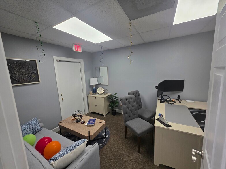 More Photos Of 2040 Highway A1A, Indian Harbour Beach Medical For Lease