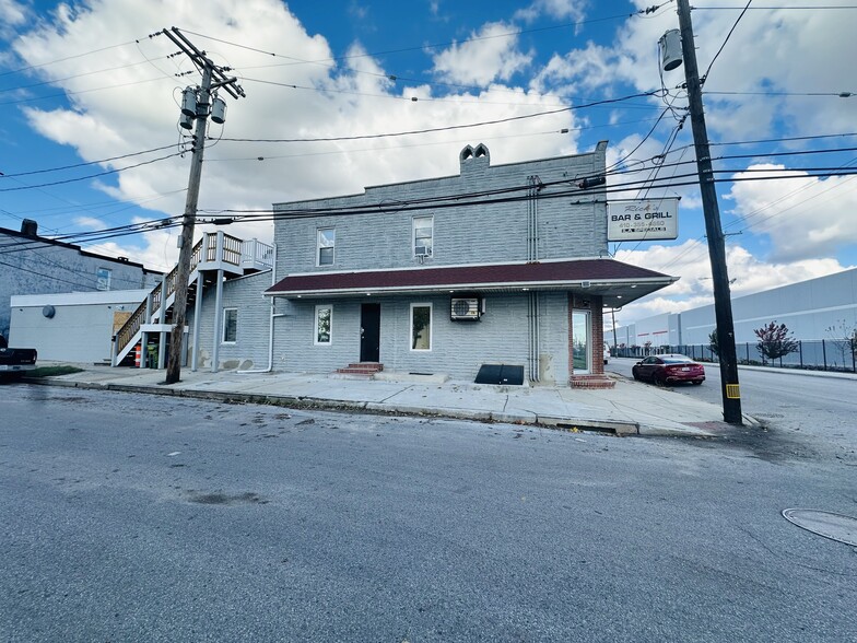 Primary Photo Of 5014 Curtis Ave, Curtis Bay Bar For Lease