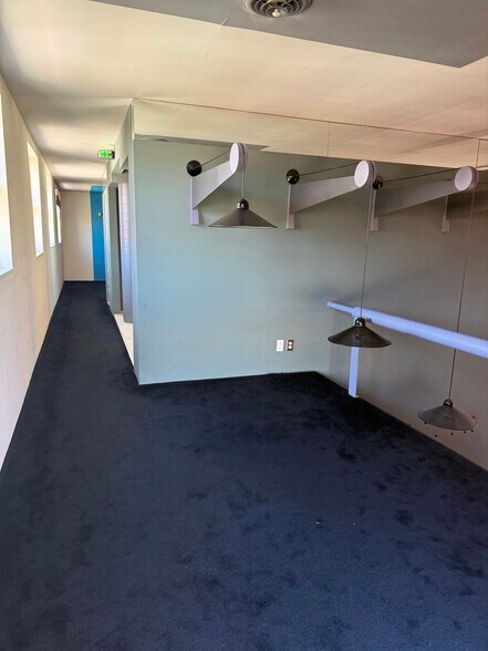 More Photos Of 357 N Craig St, Pittsburgh Office For Lease