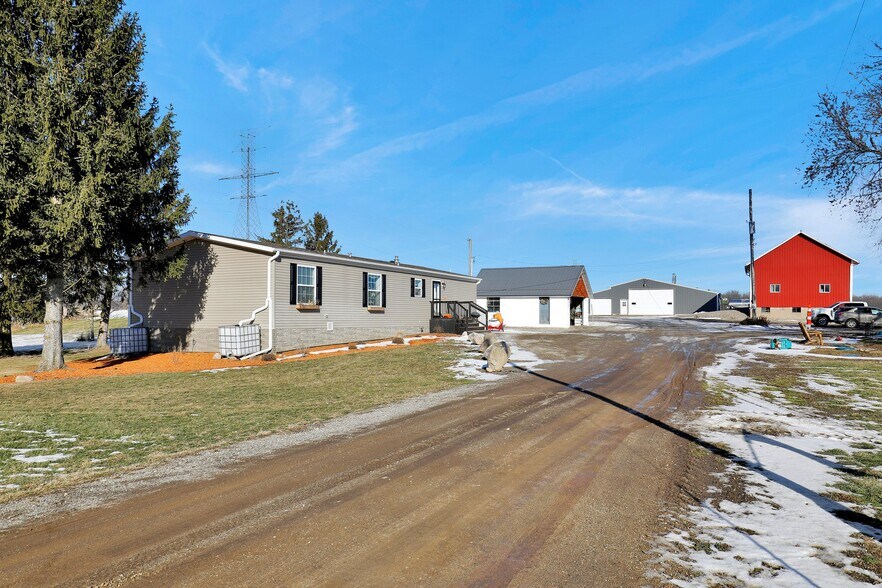 More Photos Of 2503 Butterfield Hwy, Springport Land For Sale