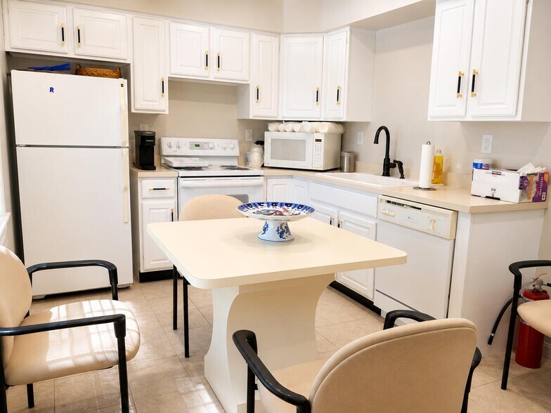 More Photos Of 230 Passaic Ave, Fairfield Coworking Space