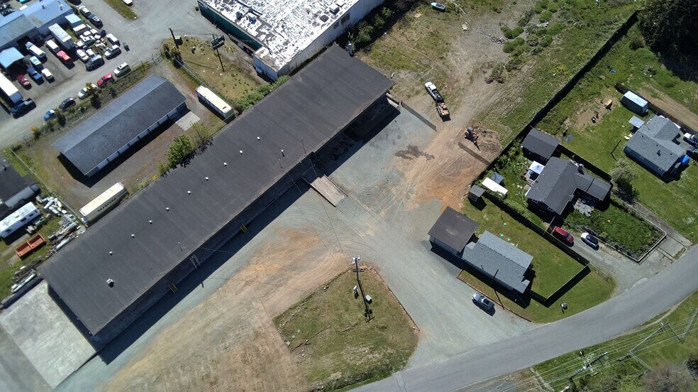 More Photos Of 212 N Gales St, Port Angeles Warehouse For Lease