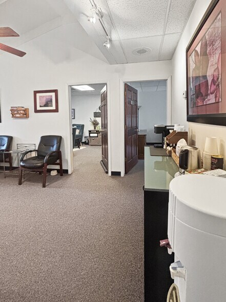More Photos Of 8751 E Hampden Ave, Denver Office For Sale