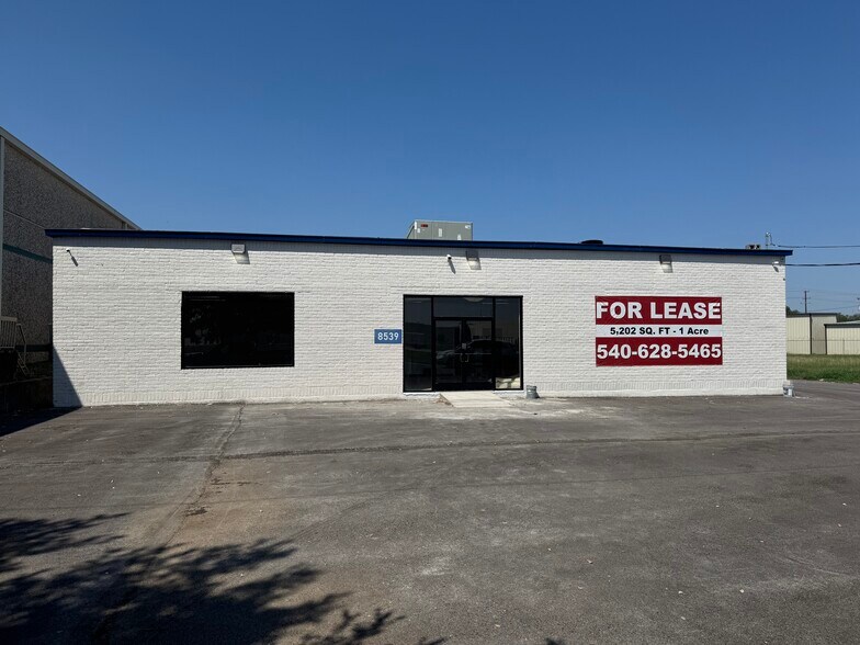 More Photos Of 8539 NE Loop 410, San Antonio Service For Lease