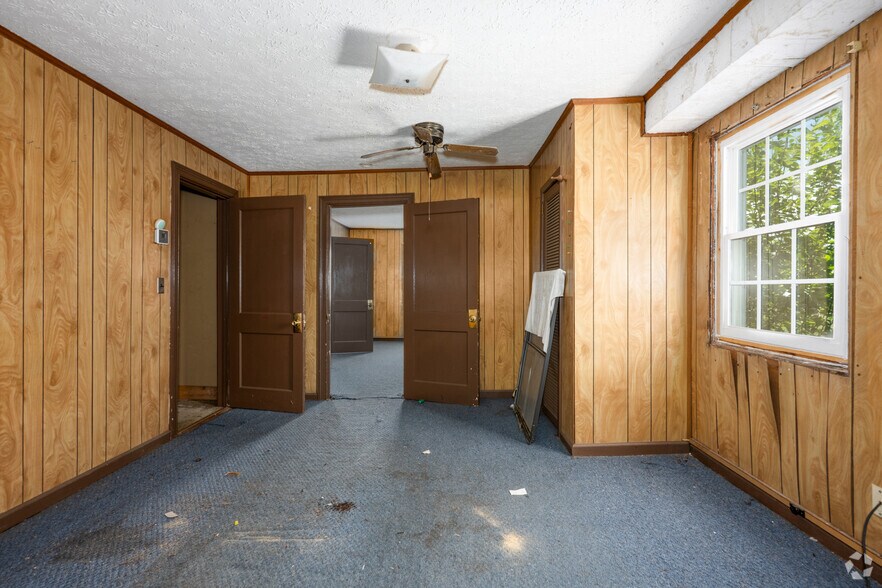 More Photos Of 9597 US Highway 29 Business, Ruffin Storefront Retail Residential For Sale