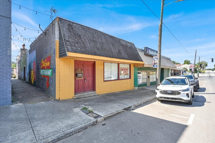 More Photos Of 205 2nd Ave E, Oneonta General Retail For Sale