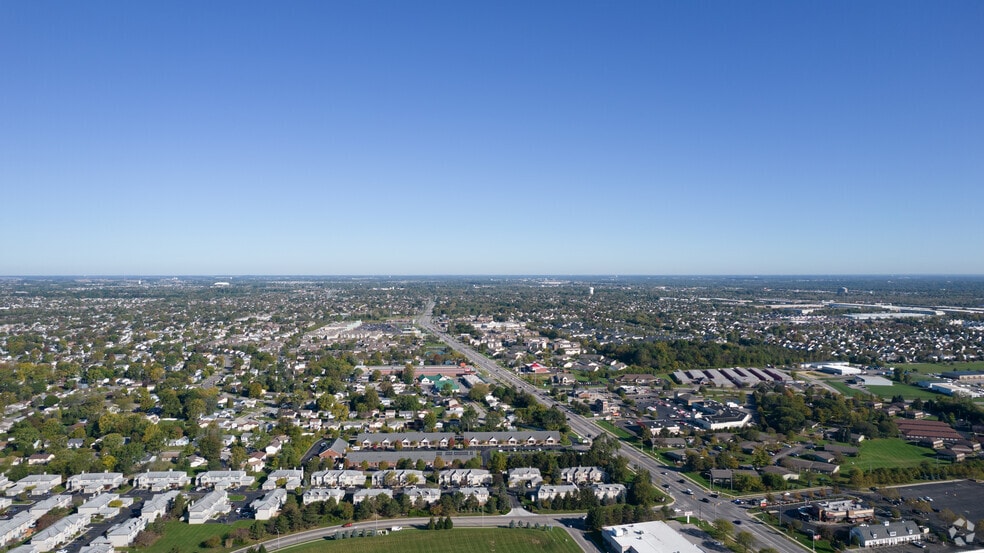 More Photos Of 1800 Tanglewood Park Blvd, Hilliard Health Club For Lease