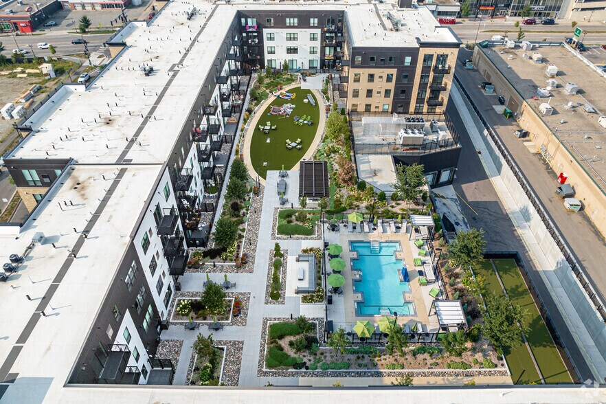 More Photos Of 800 Cretin Ave S, Saint Paul Apartments For Lease